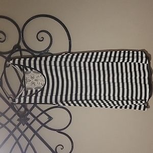 🍍Haptics by Holly Harper-black and white stripe tank